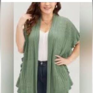 NWT Dolman  ruffle sleeves Open Cardigan size 10 🌺🌸🌹BC 192